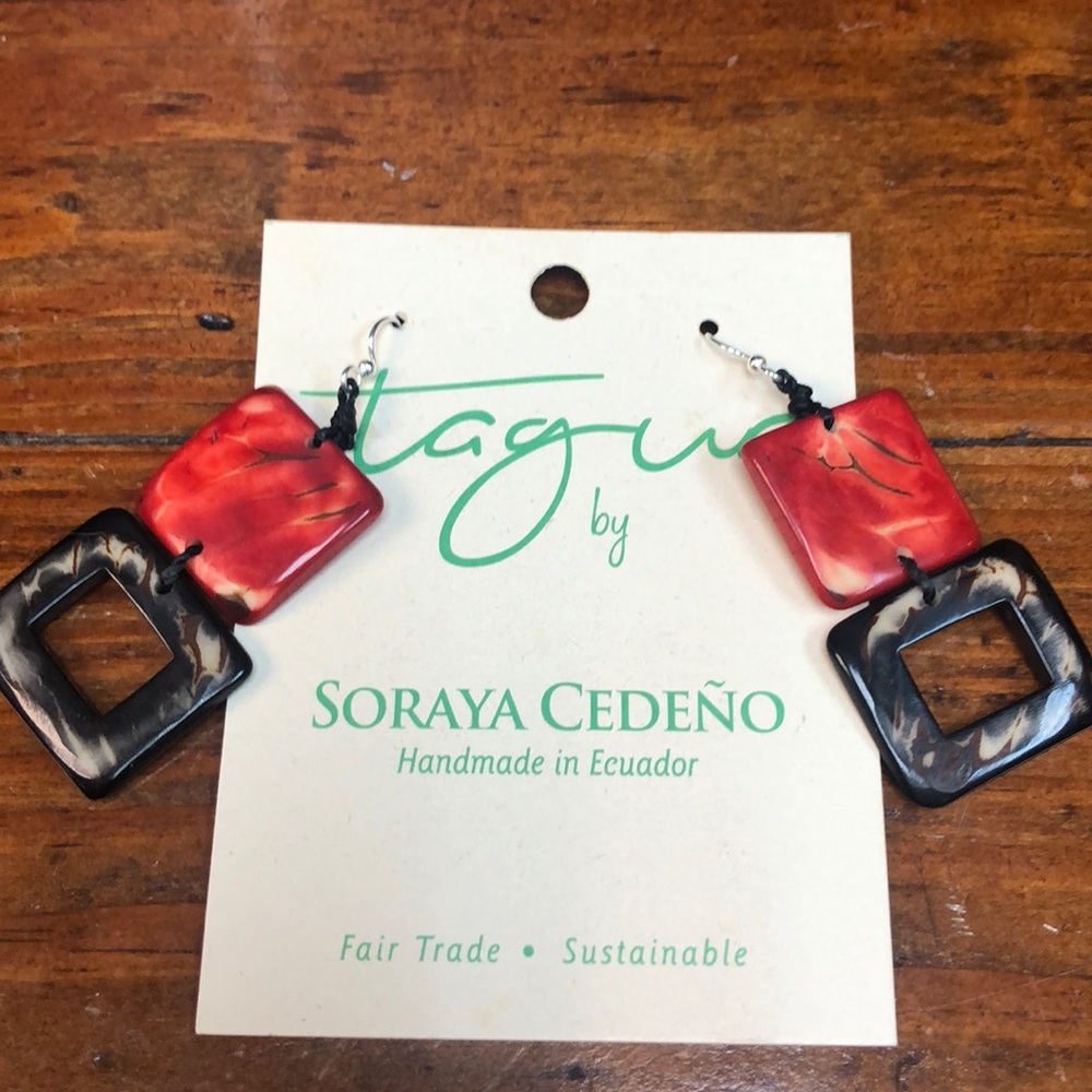 Red and black Tagua Nut Earrings - Picture 5 of 5